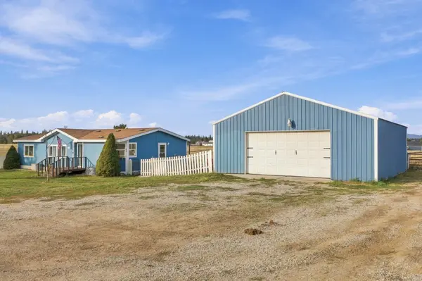 40325 N Sunset Ln, Deer Park, WA 99006