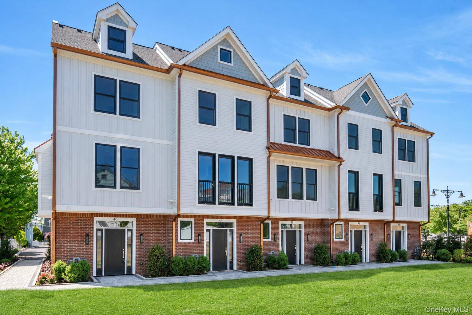 40 Andrews LN, Sleepy Hollow, NY 10591
