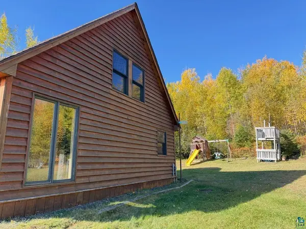 8561 Hwy 61 W, Schroeder, MN 55613