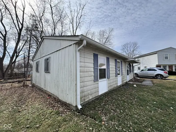 5855 Price CT, Indianapolis, IN 46254