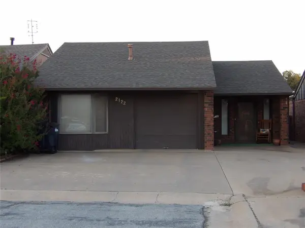 2122 Camelot DR, Enid, OK 73703