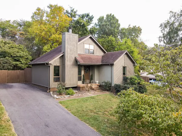 121 Needles Ct, Nashville, TN 37214