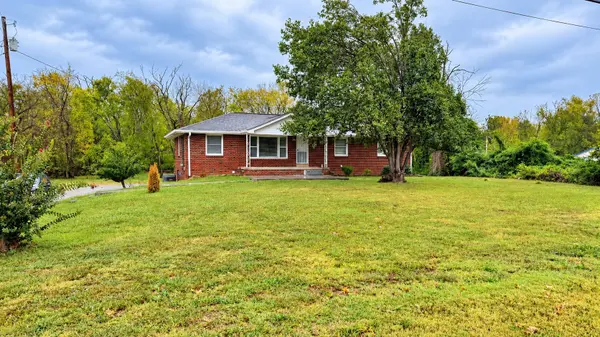 3670 Hunters Point Pike, Lebanon, TN 37087