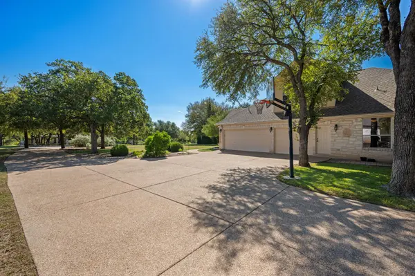 701 Highland Spring LN, Georgetown, TX 78633