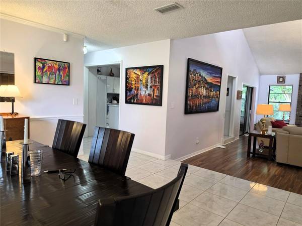 6659 HIDDEN BEACH CIR, Orlando, FL 32819
