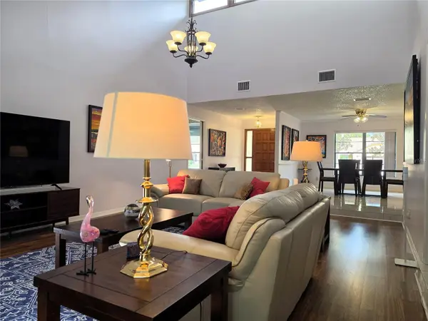 6659 HIDDEN BEACH CIR, Orlando, FL 32819