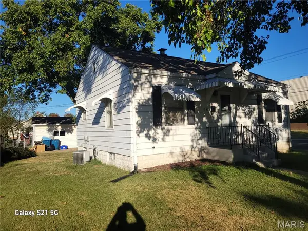 241 Haller AVE, East Alton, IL 62024
