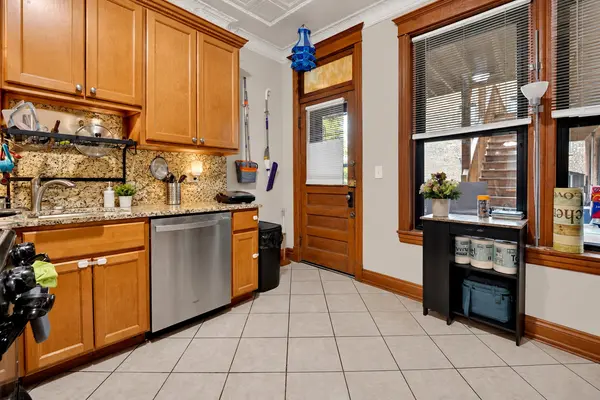 1404 W Flournoy ST #2, Chicago, IL 60607