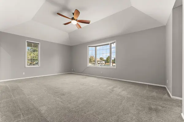 2863 Arran Quay Terrace, Valparaiso, IN 46385