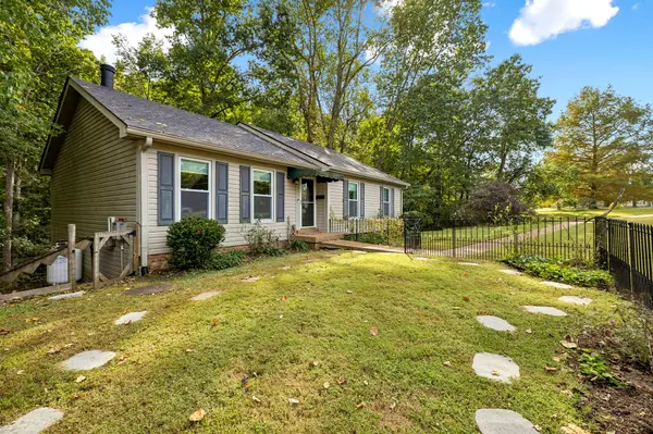 120 Knollwood Ct, Goodlettsville, TN 37072