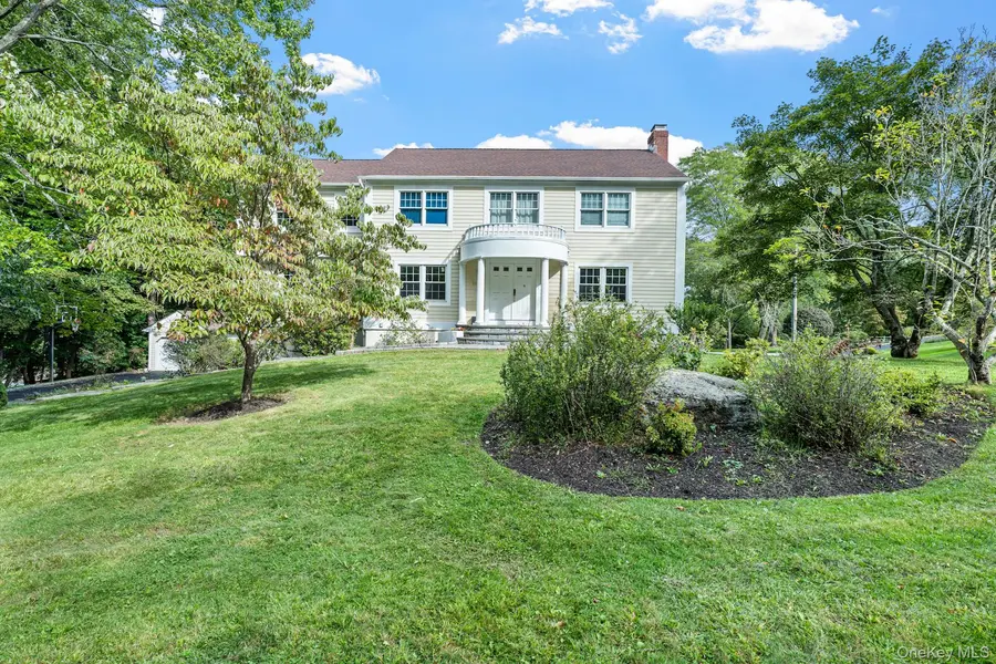 107 Hickory RD, Briarcliff Manor, NY 10510
