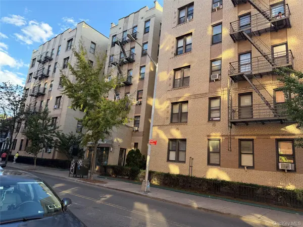 4018 Hampton ST #1A, Elmhurst, NY 11373