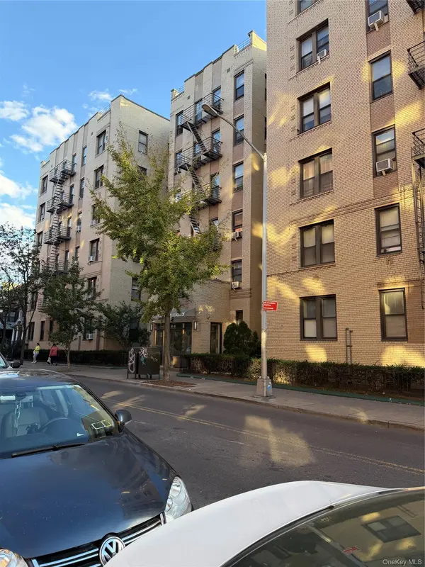 4018 Hampton ST #1A, Elmhurst, NY 11373