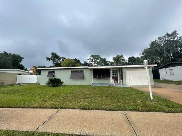 27 GARNET AVE, Titusville, FL 32796