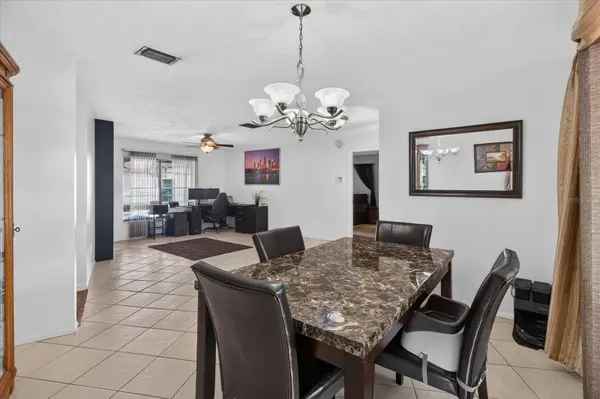 4206 GRAINARY AVE, Tampa, FL 33624