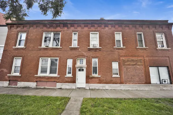 2877 N Clybourn AVE, Chicago, IL 60618