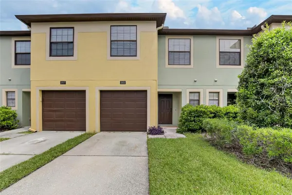 2605 OLEANDER LAKES DR, Brandon, FL 33511