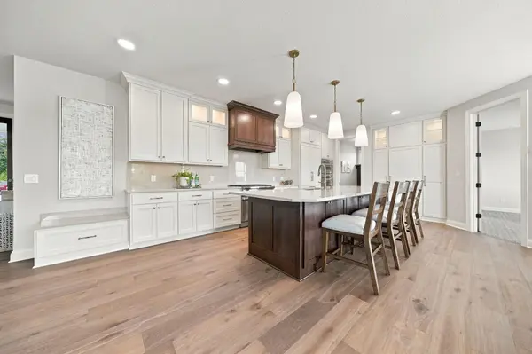 18742 Jarosite CT, Lakeville, MN 55044