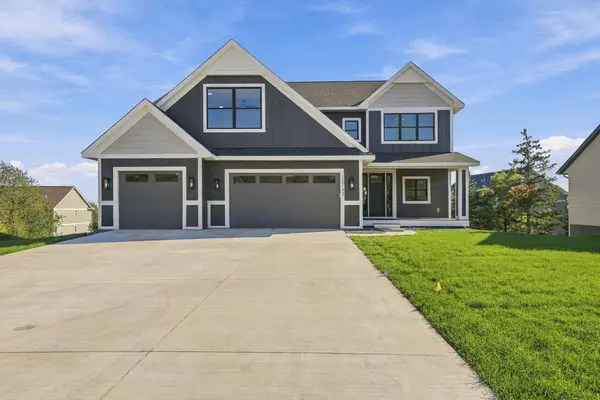 18742 Jarosite CT, Lakeville, MN 55044