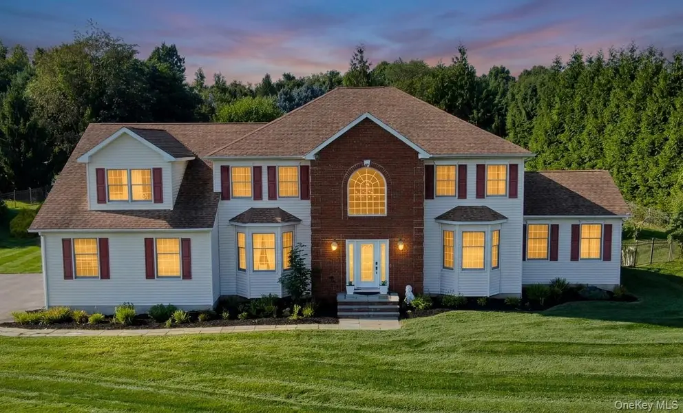 29 Duke DR, Carmel, NY 10512