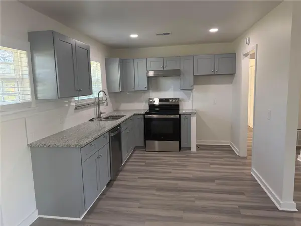 8515 Burrell DR, Austin, TX 78757