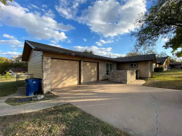 8515 Burrell DR, Austin, TX 78757