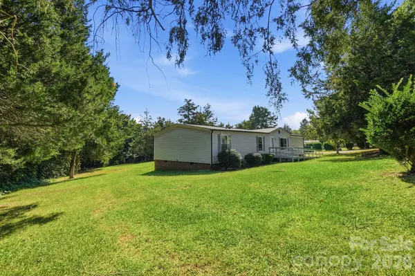 6017 Frazier DR, Davidson, NC 28036