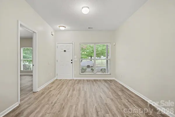 2655 Meadow Knoll DR #25, Charlotte, NC 28269