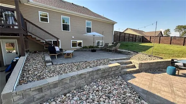 17265 Cortona DR, St Joseph, MO 64505