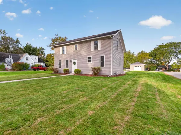 5604 South Bend DR, Fort Wayne, IN 46804