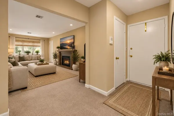 38 Milford LN #5D, Suffern, NY 10901