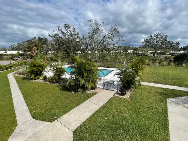 2955 BENEVA RD #203, Sarasota, FL 34232