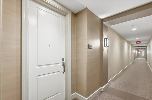2305 EDGEWATER DR #1211, Orlando, FL 32804