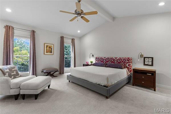 14330 Cedar Springs DR, Town And Country, MO 63017