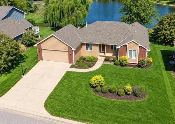 10018 W Greenspoint St, Wichita, KS 67205