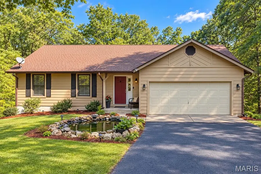 8431 Fawn Hill LN, House Springs, MO 63051