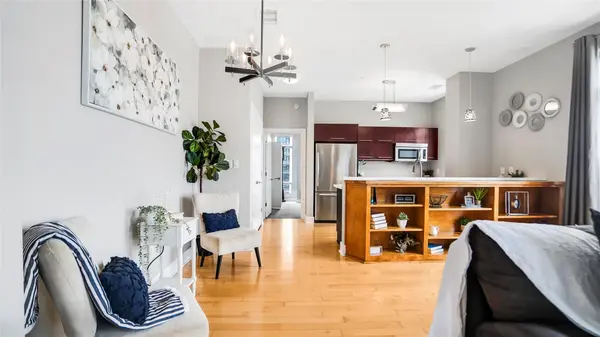 603 Davis ST #2204, Austin, TX 78701