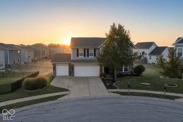 9802 Violet CIR, Indianapolis, IN 46239