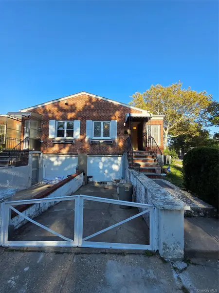 58-55 197 Street, Fresh Meadows, NY 11365