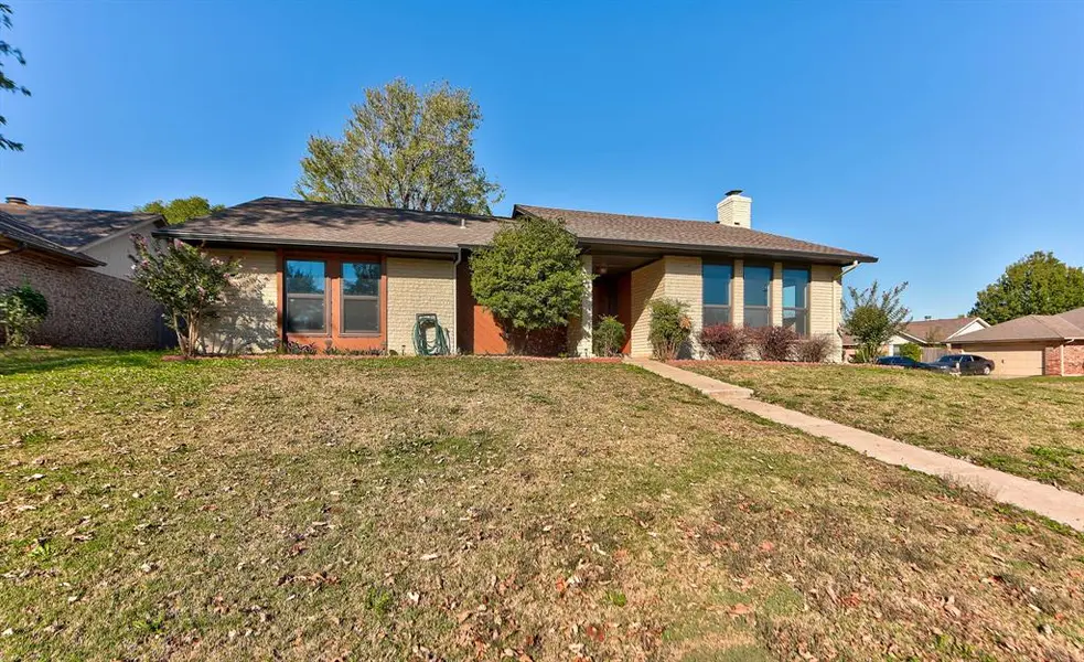 9013 Aaron DR, Oklahoma City, OK 73132