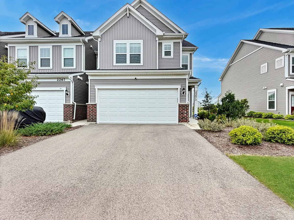 2271 Ryegrass LN #2271, Bolingbrook, IL 60490