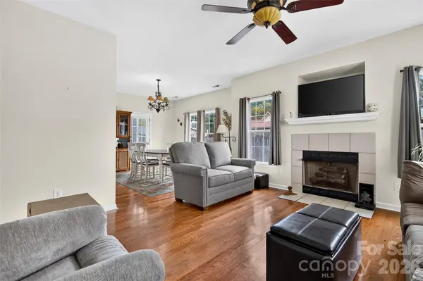 1032 Coddle Creek RD, Mooresville, NC 28115