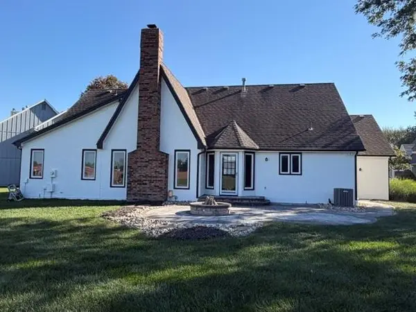 511 Mesquite ST, Olathe, KS 66209