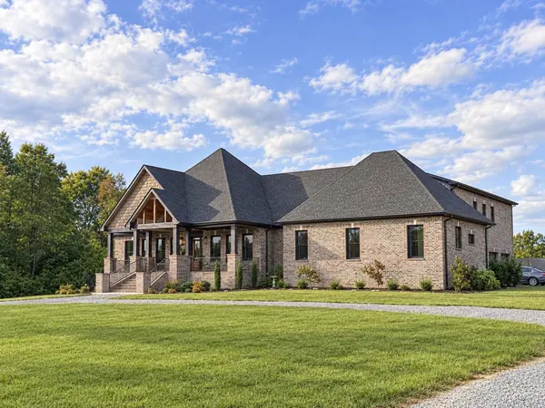 120 Hummingbird Meadows Rd, Palmyra, TN 37142