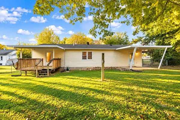 1020 Emerson St, Manchester, TN 37355