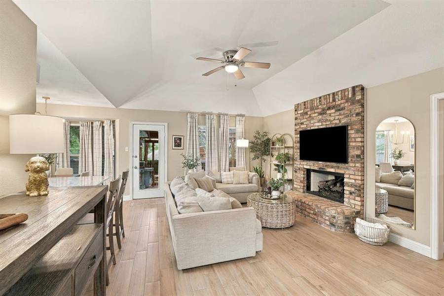 1639 Catherine Street, Midlothian, TX 76065