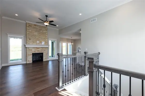 6930 NE 102nd ST, Kansas City, MO 64156