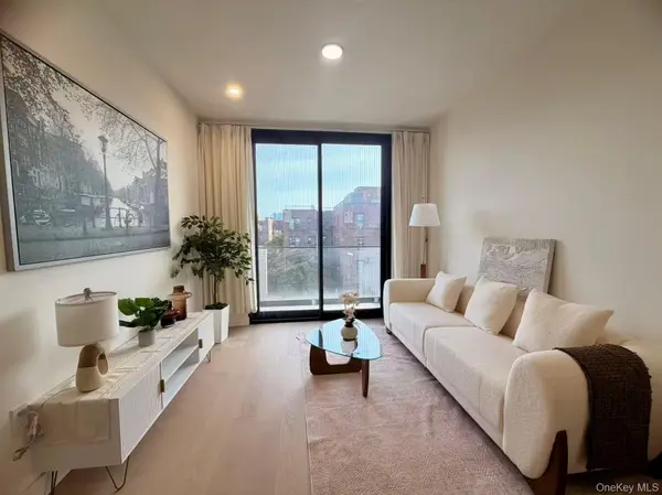 132-51 41st RD #5C, Flushing, NY 11355