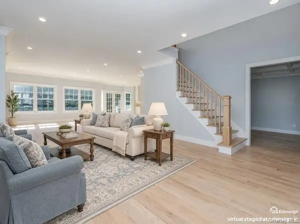 16 2nd AVE, Port Washington, NY 11050