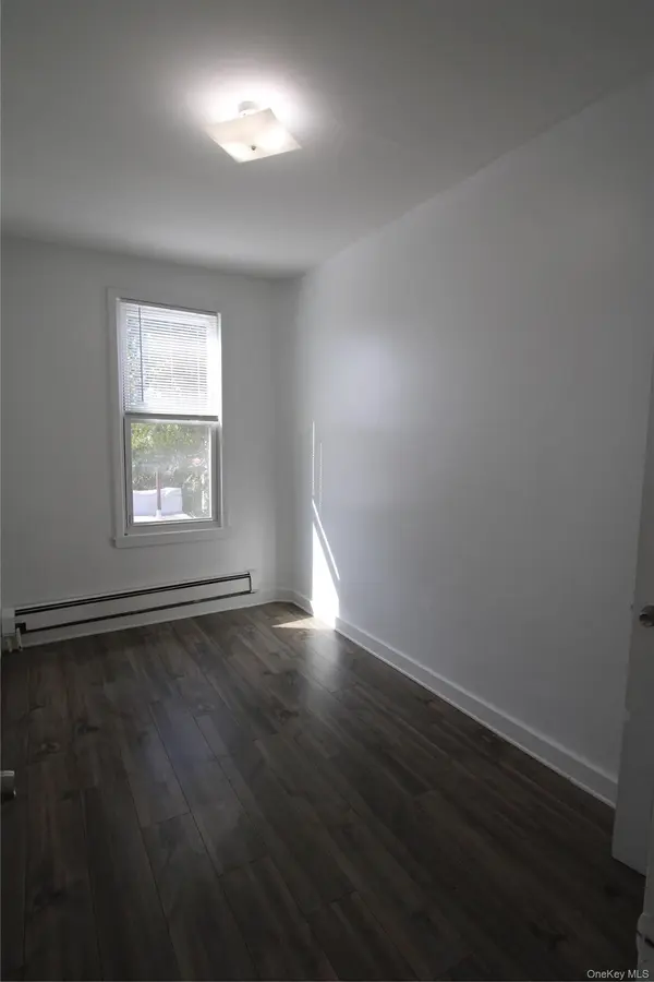 159 N Main ST #2, Freeport, NY 11520